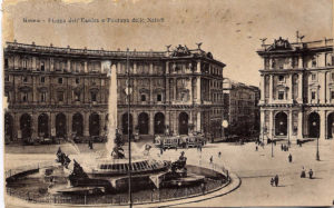 Piazza Esedra proggettata e completata da Gaetano Koch*
